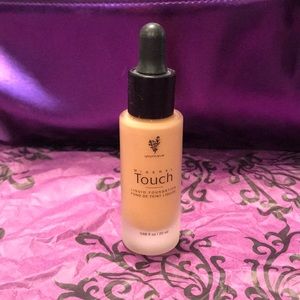 Touch Liquid Foundation new without box